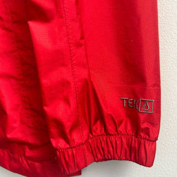 LL BEAN TEK youth size medium (10/12) rain jacket - Picture 4 of 6